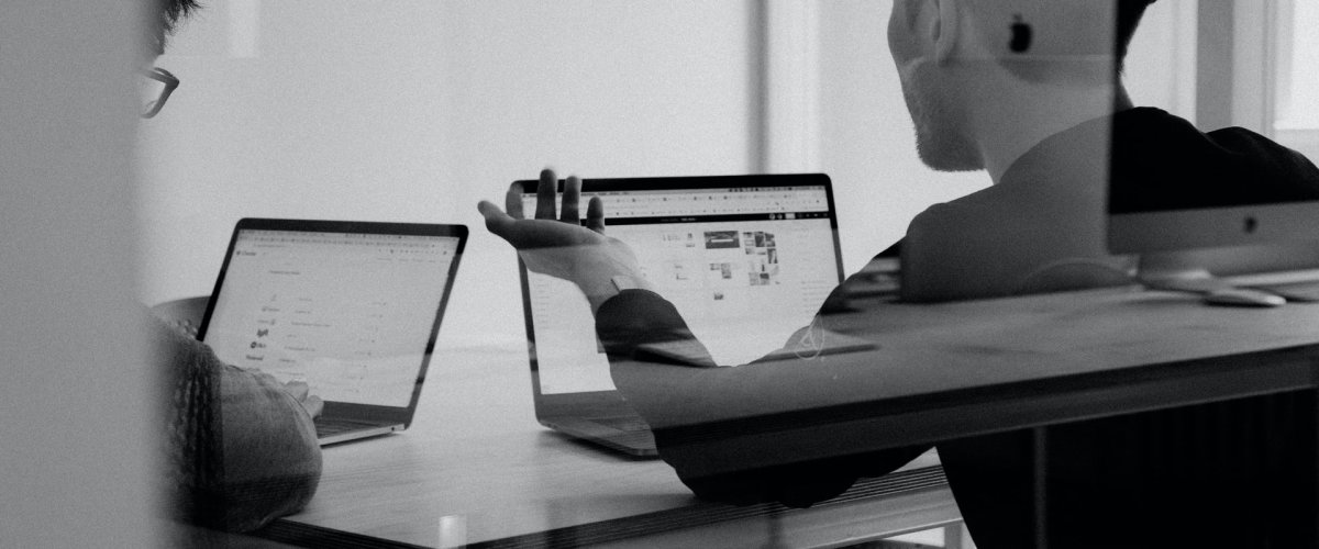 charles-deluvio-Lks7vei-eAg-unsplash